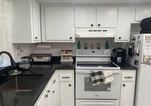 2nd image of 9821 Sunrise Lakes Blvd #210, Sunrise, FL 33322 | MLS# B26026680
