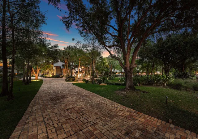 4th image of 6002 Nw 74Th Ter, Parkland, FL 33067 | MLS# B26026725