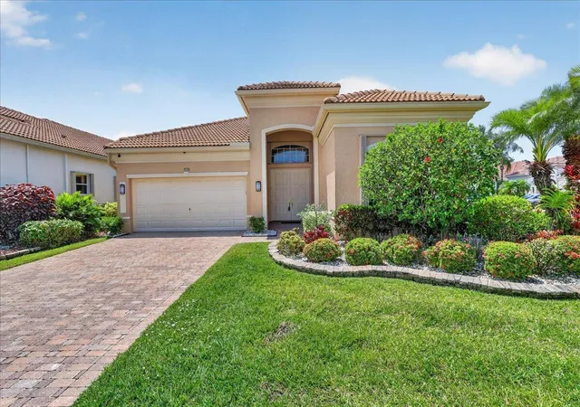 1st image of 7196 Lorenzo Ln, Delray Beach, FL 33446 | MLS# B26026863
