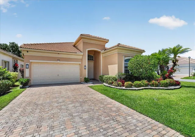 3rd image of 7196 Lorenzo Ln, Delray Beach, FL 33446 | MLS# B26026863