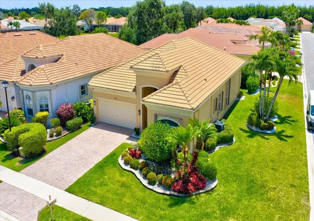 5th image of 7196 Lorenzo Ln, Delray Beach, FL 33446 | MLS# B26026863