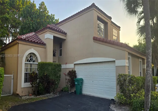 Homes for sale in Parkland, FL | 6470 Nw 77th Pl, Parkland, FL 33067 | MLS# A12013603