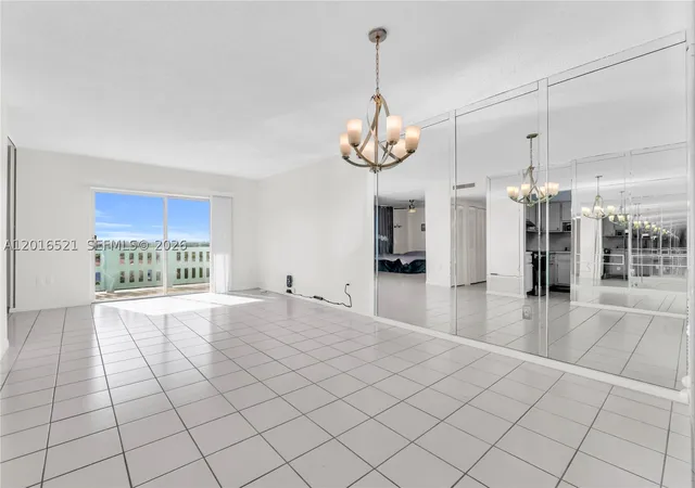 Homes for sale in Hollywood, FL | 4001 Hillcrest Dr #812, Hollywood, FL 33021 | MLS# A12016521
