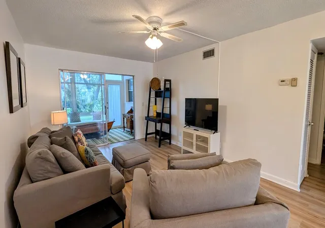 Homes for sale in Stuart, FL | 2950 Se Ocean Blvd #5-2, Stuart, FL 34996 | MLS# B26027000