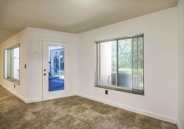 Homes for sale in Boynton Beach, FL | 815 W Boynton Beach Blvd #11-103, Boynton Beach, FL 33426 | MLS# B26027205