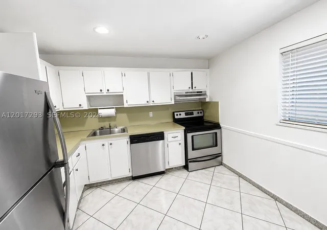 Photo 3 of Condo for sale at 410 Se 2Nd St #415, Hallandale Beach, FL 33009 | MLS# A12017293 | Listing updated on 2026-08-01