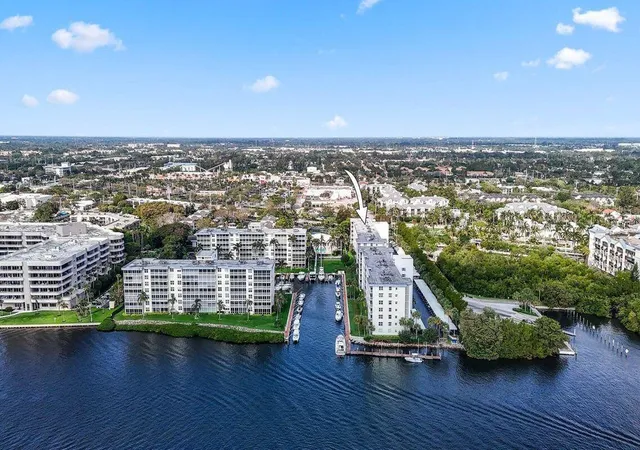 2nd image of 1 Harbourside Dr, Delray Beach, FL 33483