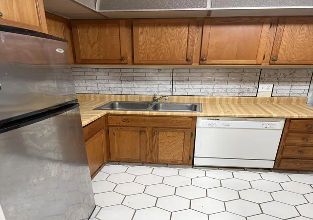 4th image of 3730 Inverrary Dr #2a, Lauderhill, FL 33319 | MLS# B26027334