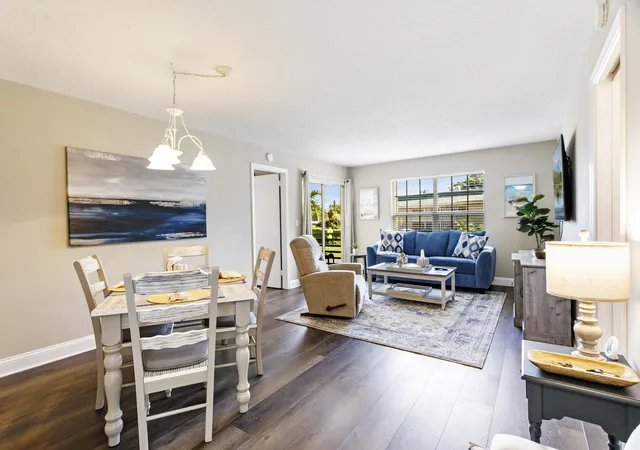 Homes for sale in Palm Beach Gardens, FL | 5510 Tamberlane Cir #242, Palm Beach Gardens, FL 33418 | MLS# B26027335