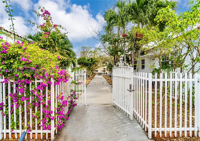 Photo 1 of Condo for sale at 8401 Crespi Blvd #3, Miami Beach, FL 33141 | MLS# A12017164 | Listing updated on 2026-08-17