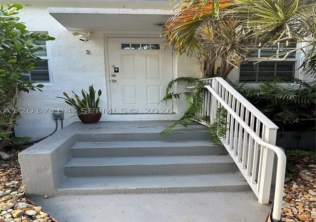Photo 2 of Condo for sale at 8401 Crespi Blvd #3, Miami Beach, FL 33141 | MLS# A12017164 | Listing updated on 2026-08-17