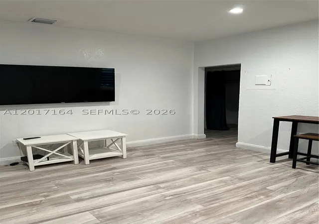 Photo 3 of Condo for sale at 8401 Crespi Blvd #3, Miami Beach, FL 33141 | MLS# A12017164 | Listing updated on 2026-08-17