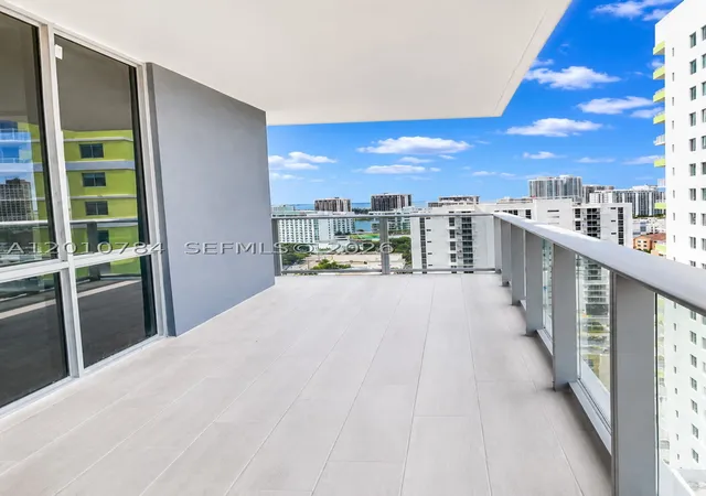 Photo 4 of Condo for sale at 1010 Sw 2Nd Ave #1809, Miami, FL 33130 | MLS# A12010784 | Listing updated on 2026-07-08