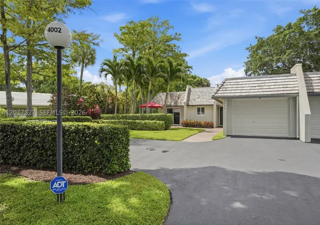 47th image of 4002 S Cypress Ln #P-17, Pompano Beach, FL 33069 | MLS# A12017527