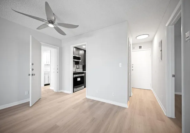 3rd image of 900 Ne 18Th Ave #1407, Fort Lauderdale, FL 33304 | MLS# B26027528
