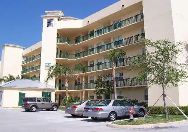 1st image of 27 Royal Palm Wy #406, Boca Raton, FL 33432 | MLS# B26027564