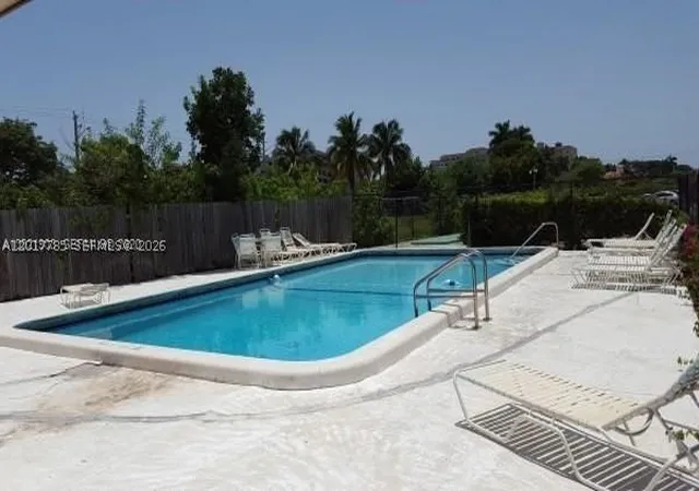 3rd image of 500 Sw 2Nd Ave, Boca Raton, FL 33432