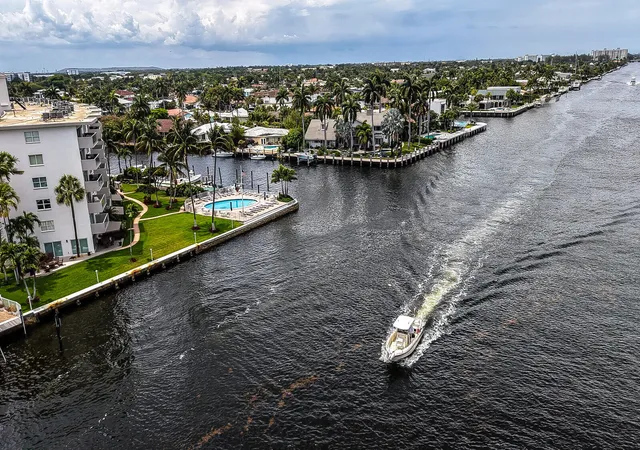 2nd image of 140 Ne 28th Ave #502, Pompano Beach, FL 33062 | MLS# B26027582