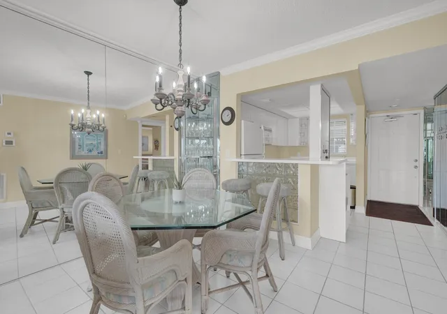 4th image of 140 Ne 28Th Ave, Pompano Beach, FL 33062