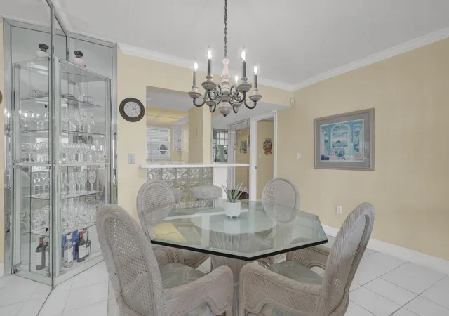 5th image of 140 Ne 28Th Ave, Pompano Beach, FL 33062