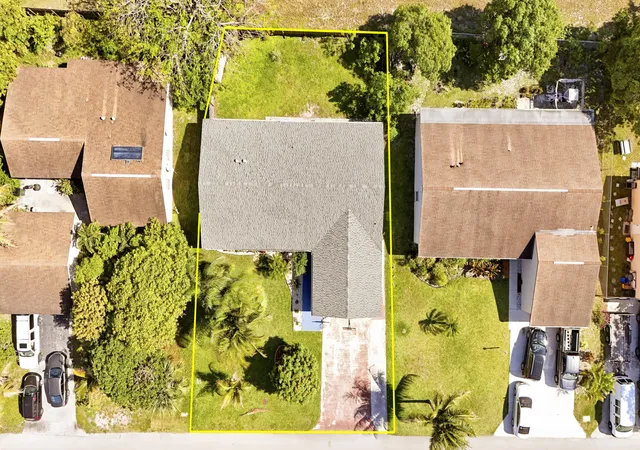 2nd image of 3336 Ave Villandry, Delray Beach, FL 33445 | MLS# B26027613