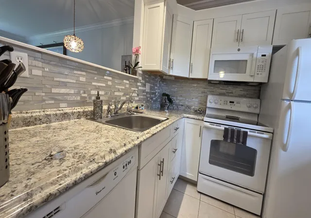 1st image of 5161 W Oakland Park Blvd #206, Lauderdale Lakes, FL 33313 | MLS# B26027618
