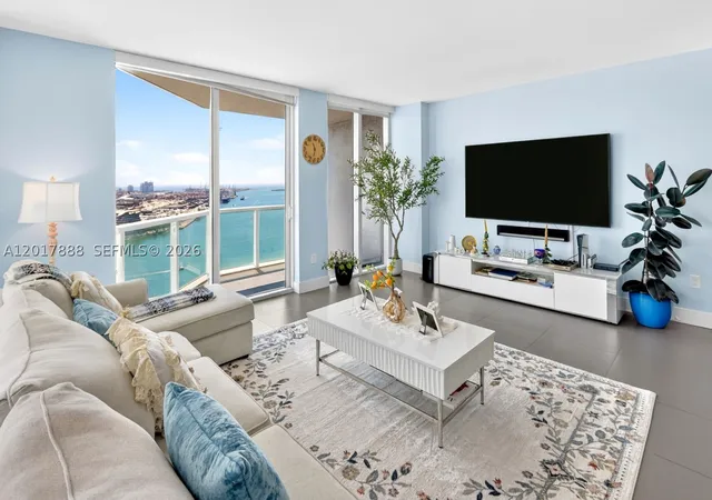Photo 3 of Condo for sale at 244 Biscayne Blvd #3602, Miami, FL 33132 | MLS# A12017888 | Listing updated on 2026-10-08