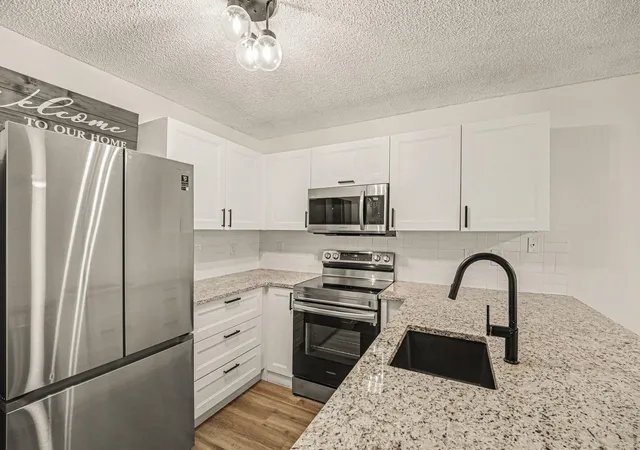 4th image of 1011 Ne Abada Ct Ct Ne #110, Palm Bay, FL 32905 | MLS# B26027779