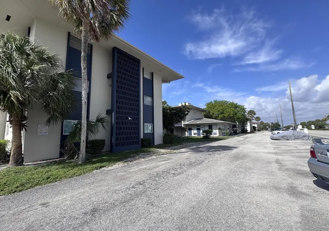 1st image of 1150 E Sample Rd, Pompano Beach, FL 33064