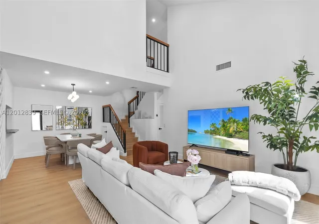 3rd image of 21216 Harbor Way #158-15, Aventura, FL 33180 | MLS# A12012839