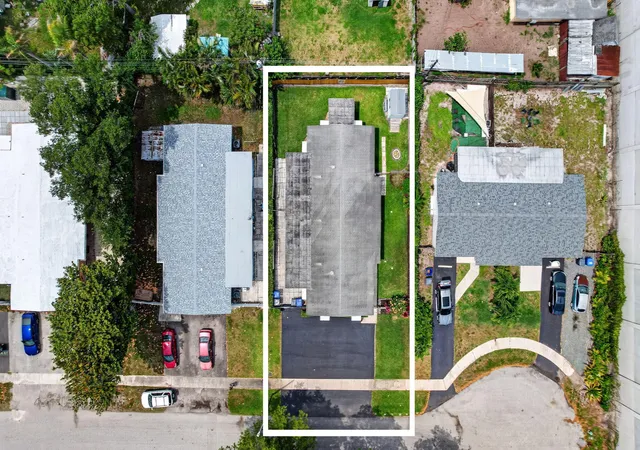 Homes for sale in Hollywood, FL | 6281 Moseley St #1-2, Hollywood, FL 33024 | MLS# B26027906