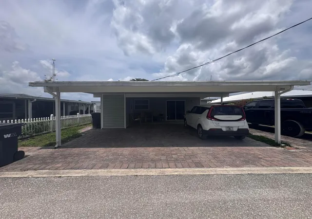 1st image of 14545 W Center St, Okeechobee, FL 34972 | MLS# B26027908