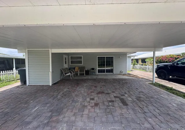 2nd image of 14545 W Center St, Okeechobee, FL 34972 | MLS# B26027908
