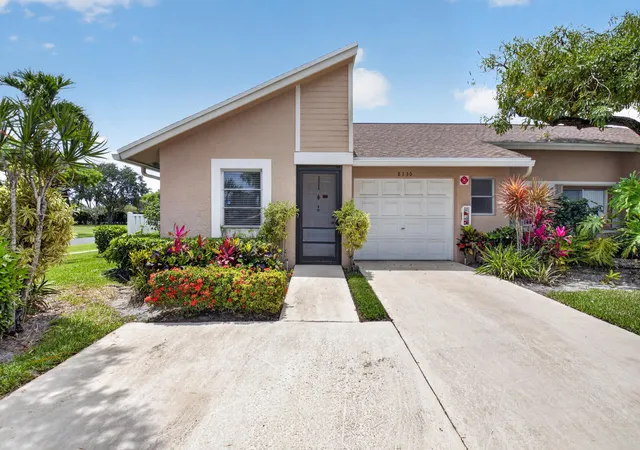 2nd image of 8130 Springtree Rd #A, Boca Raton, FL 33496 | MLS# B26027971