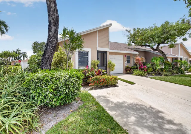 4th image of 8130 Springtree Rd, Boca Raton, FL 33496