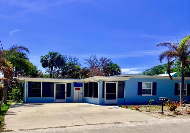1st image of 105 Ave D #Unit A & Unit B, Fort Pierce, FL 34950 | MLS# B26028003