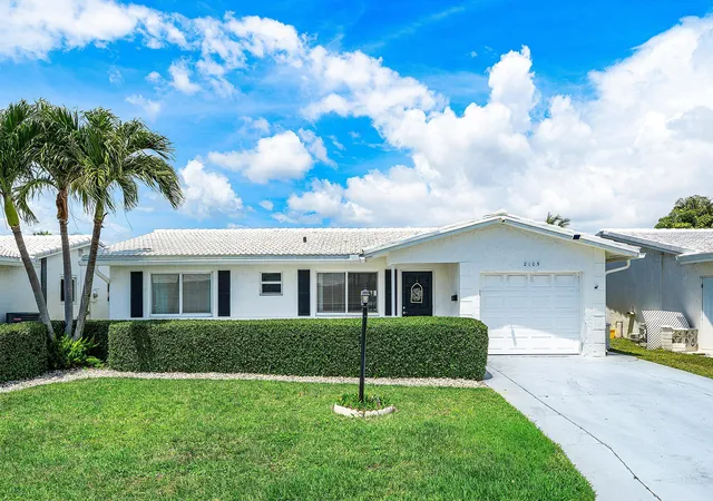 Homes for sale in Boynton Beach, FL | 2105 Sw 14th Pl, Boynton Beach, FL 33426 | MLS# B26028098