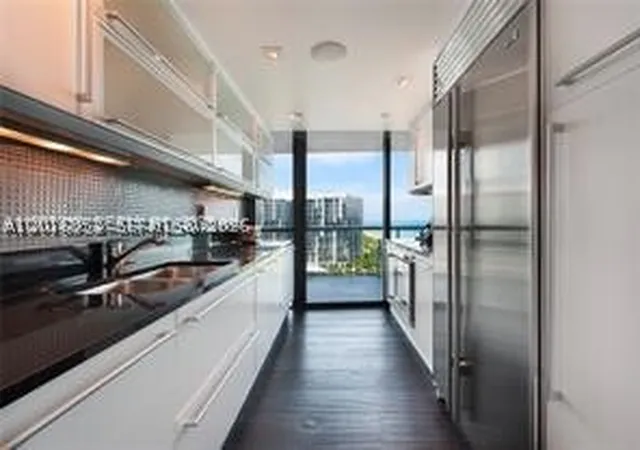 Photo 4 of Condo for sale at 101 20Th St #1907, Miami Beach, FL 33139 | MLS# A12016953 | Listing updated on 2026-05-14
