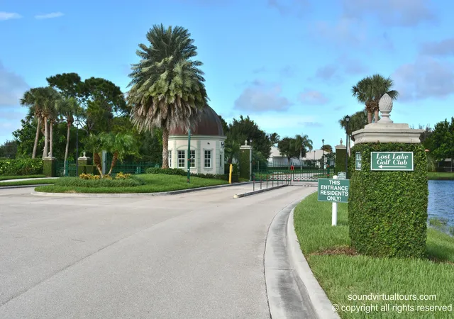 Homes for sale in Hobe Sound, FL | 8081 Se Double Tree Dr, Hobe Sound, FL 33455 | MLS# B26028310