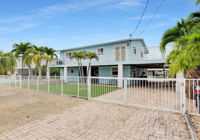 2nd image of 29565 Flying Cloud Ave, Big Pine, FL 33043 | MLS# A12018191