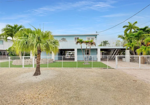3rd image of 29565 Flying Cloud Ave, Big Pine, FL 33043 | MLS# A12018191