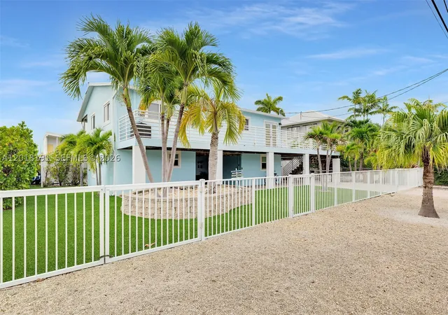 4th image of 29565 Flying Cloud Ave, Big Pine, FL 33043 | MLS# A12018191