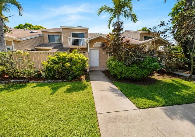 Homes for sale in North Lauderdale, FL | 7111 Sportsmans Dr, North Lauderdale, FL 33068 | MLS# B26028394