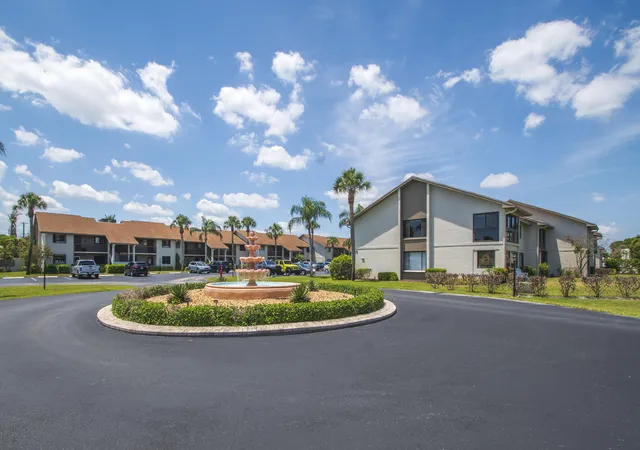 Homes for sale in Jensen Beach, FL | 1600 Ne Dixie Hwy #10-103, Jensen Beach, FL 34957 | MLS# B26028405