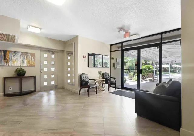 4th image of 804 Cypress Grove Ln #202, Pompano Beach, FL 33069 | MLS# B26028448