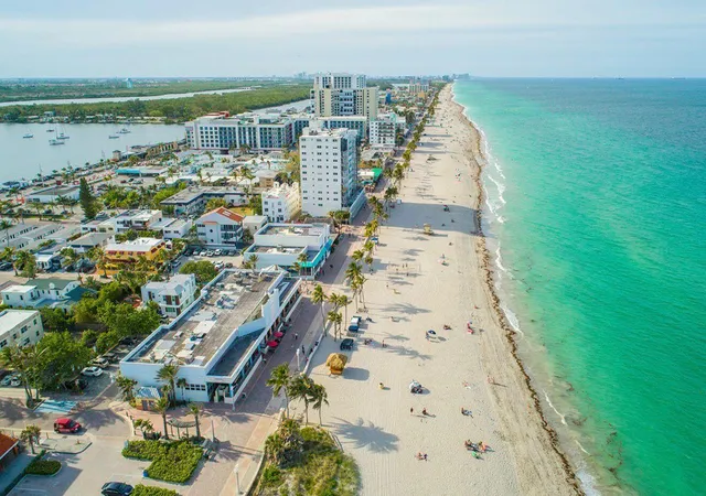 Homes for sale in Hollywood, FL | 1750 Jefferson Street, Hollywood, FL 33020 | Houzeo