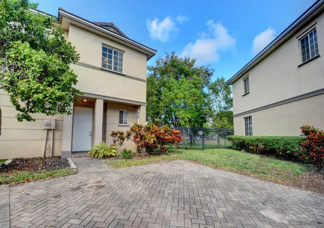 Homes for sale in West Palm Beach, FL | 2036 Marsh Harbor Dr, West Palm Beach, FL 33404 | MLS# B26028488