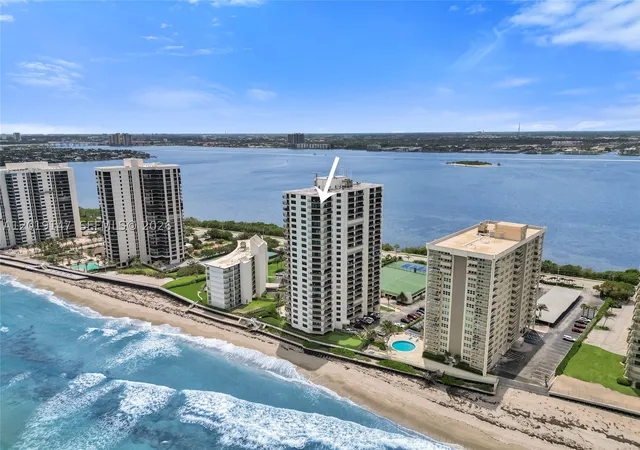 Photo 3 of Condo for sale at 5420 N Ocean Dr #2201, Riviera Beach, FL 33404 | MLS# A12019147 | Listing updated on 2026-09-15