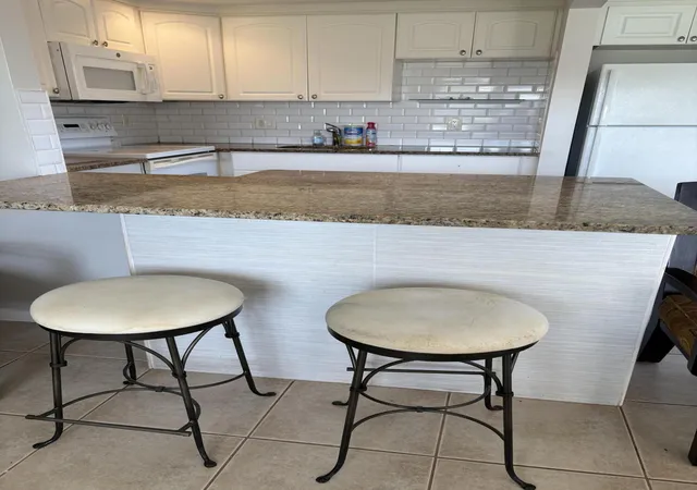 Homes for sale in West Palm Beach, FL | 128 Norwich F, West Palm Beach, FL 33417 | MLS# B26028632