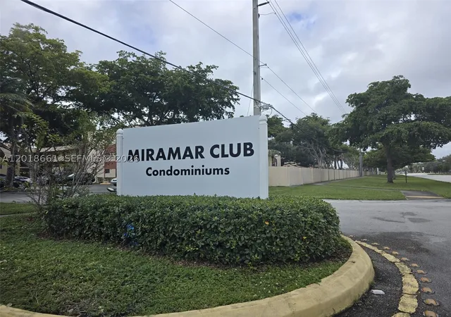 Homes for sale in Miramar, FL | 3396 Foxcroft Rd #113, Miramar, FL 33025 | MLS# A12018661